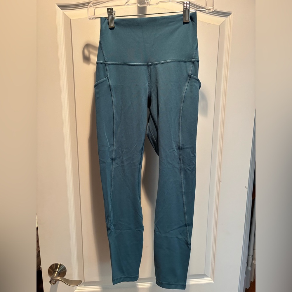 Women’s lululemon leggings